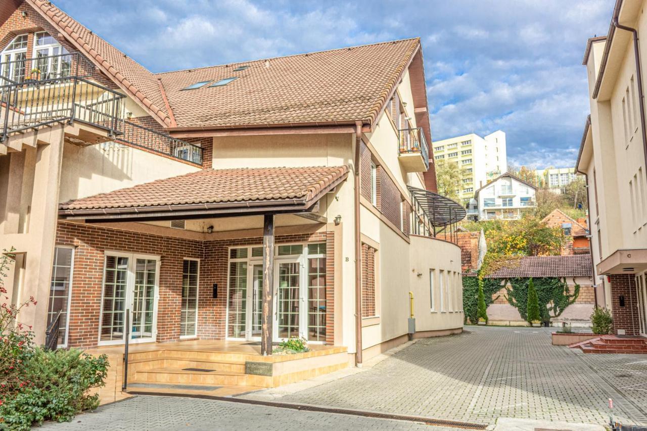 Opera Apart Apartamento Braşov Exterior foto