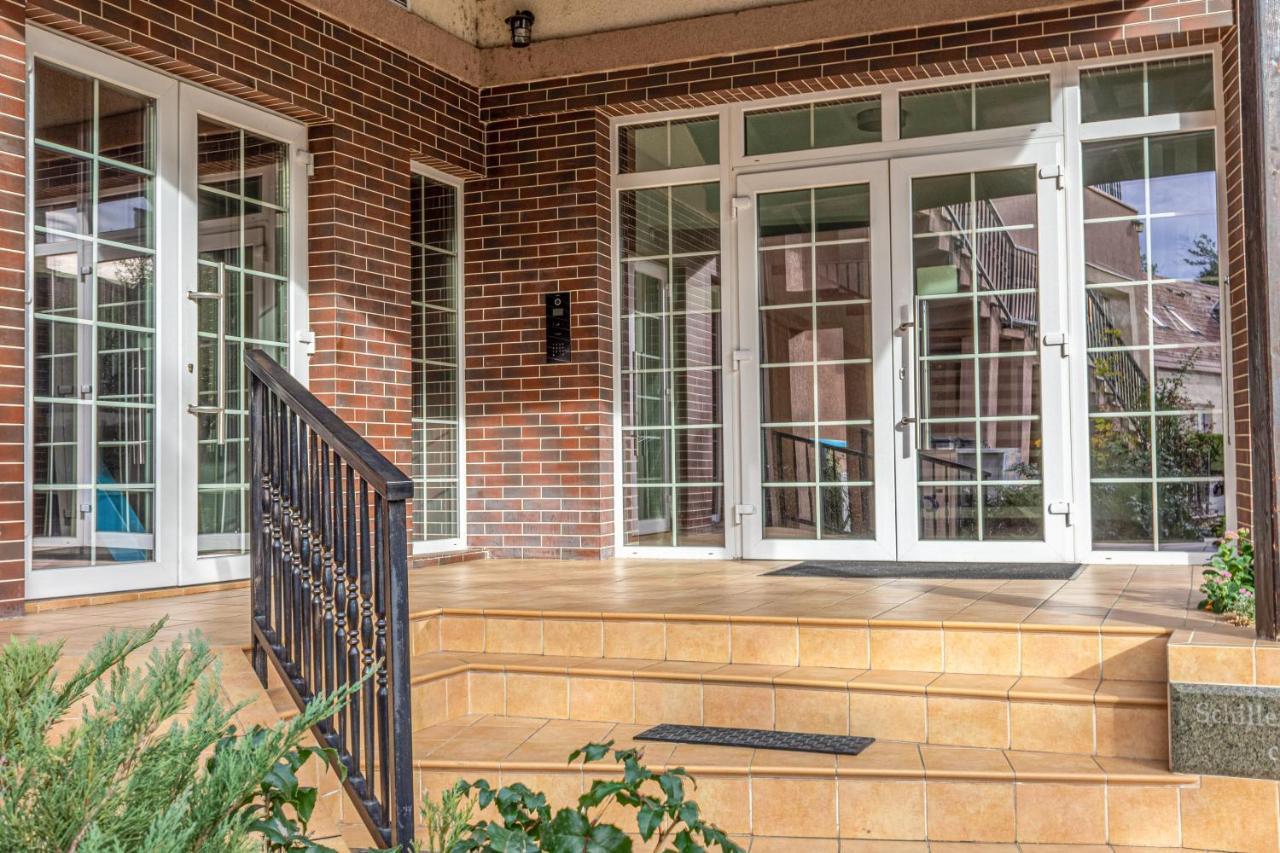Opera Apart Apartamento Braşov Exterior foto