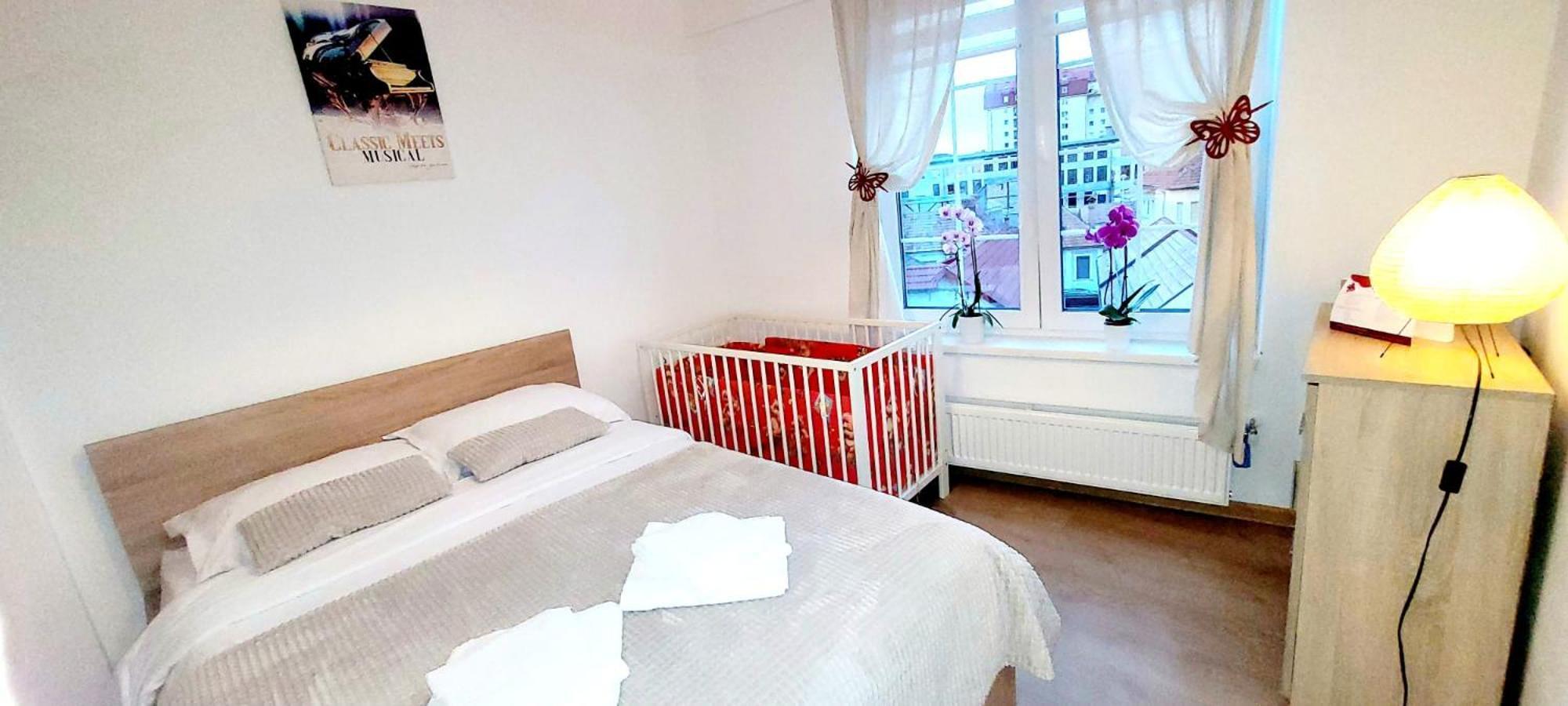 Opera Apart Apartamento Braşov Exterior foto
